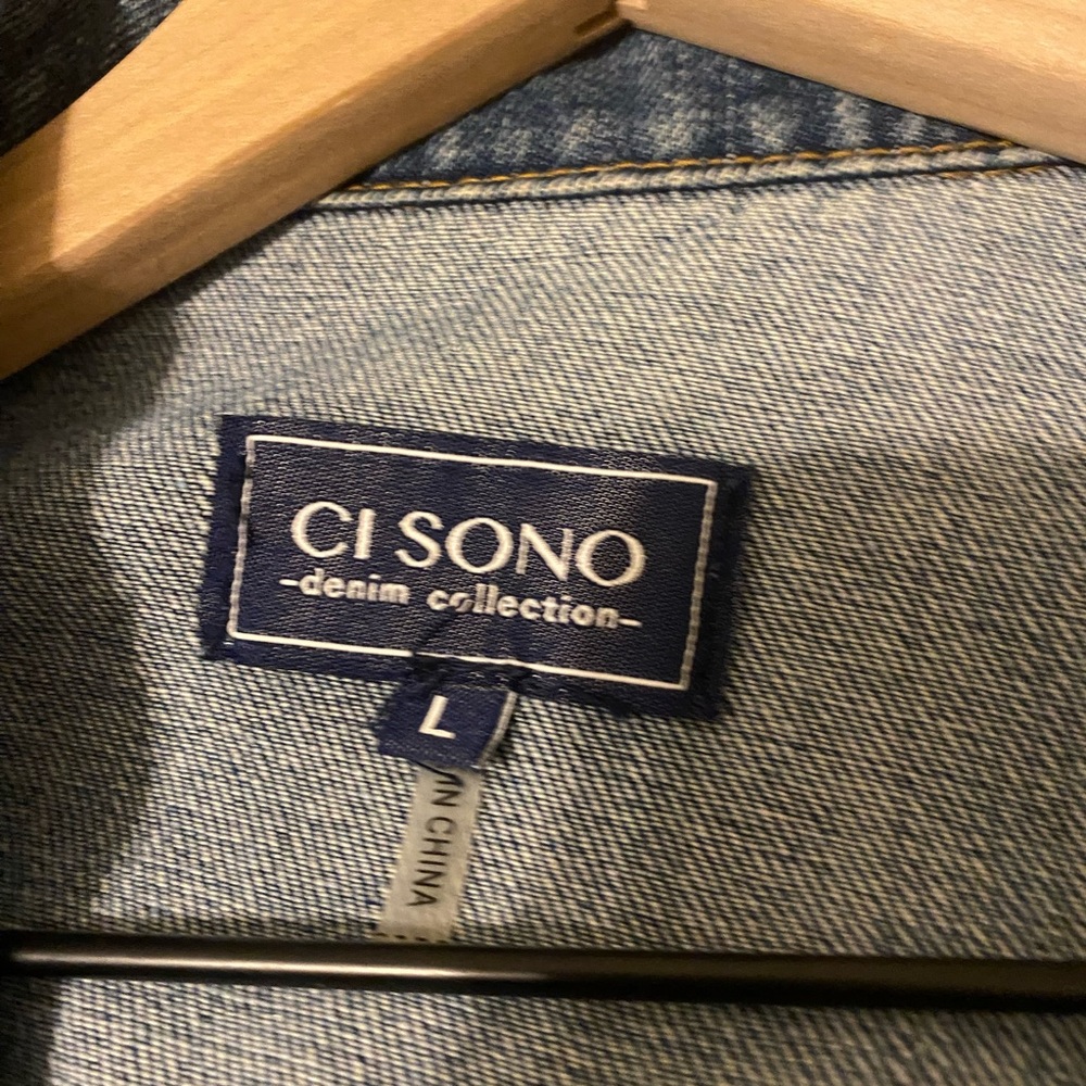 Ci Sono denim collection size L distressed Jean jacket - Picture 7 of 8